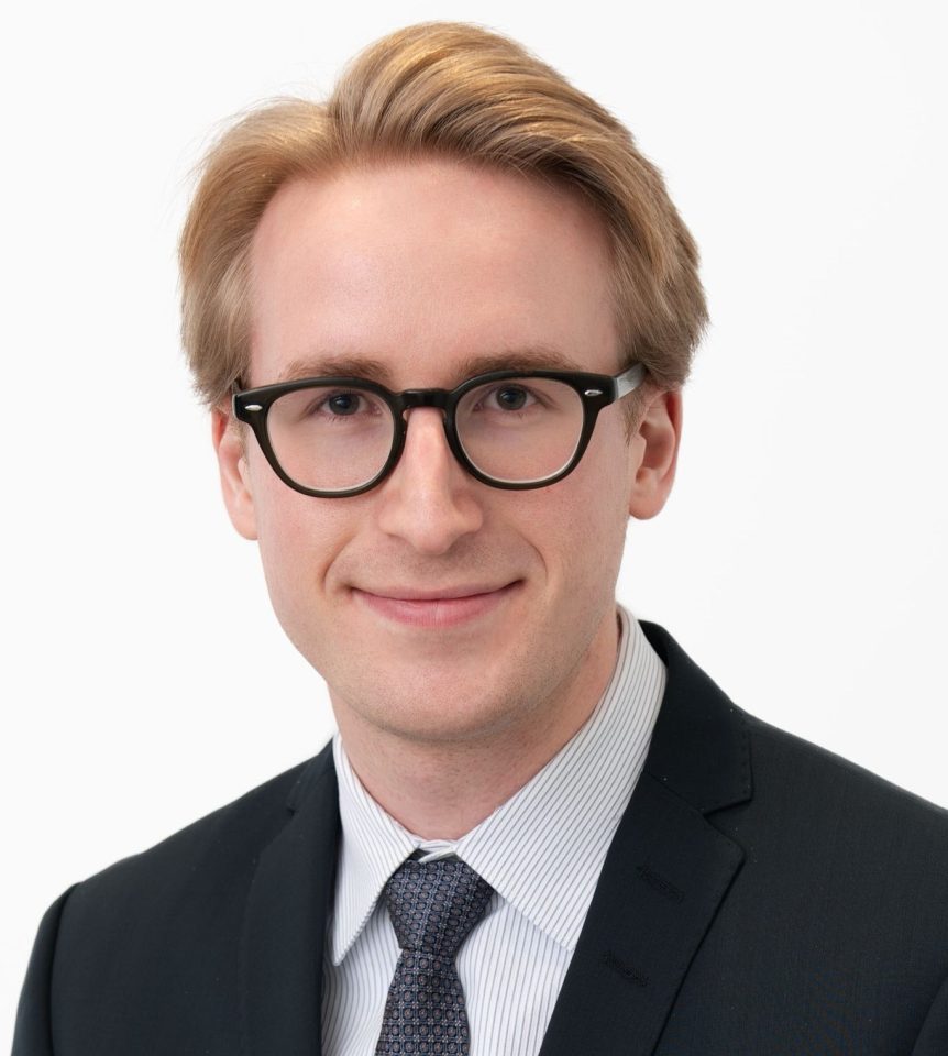 Dr. Micah Grubert Van Iderstine